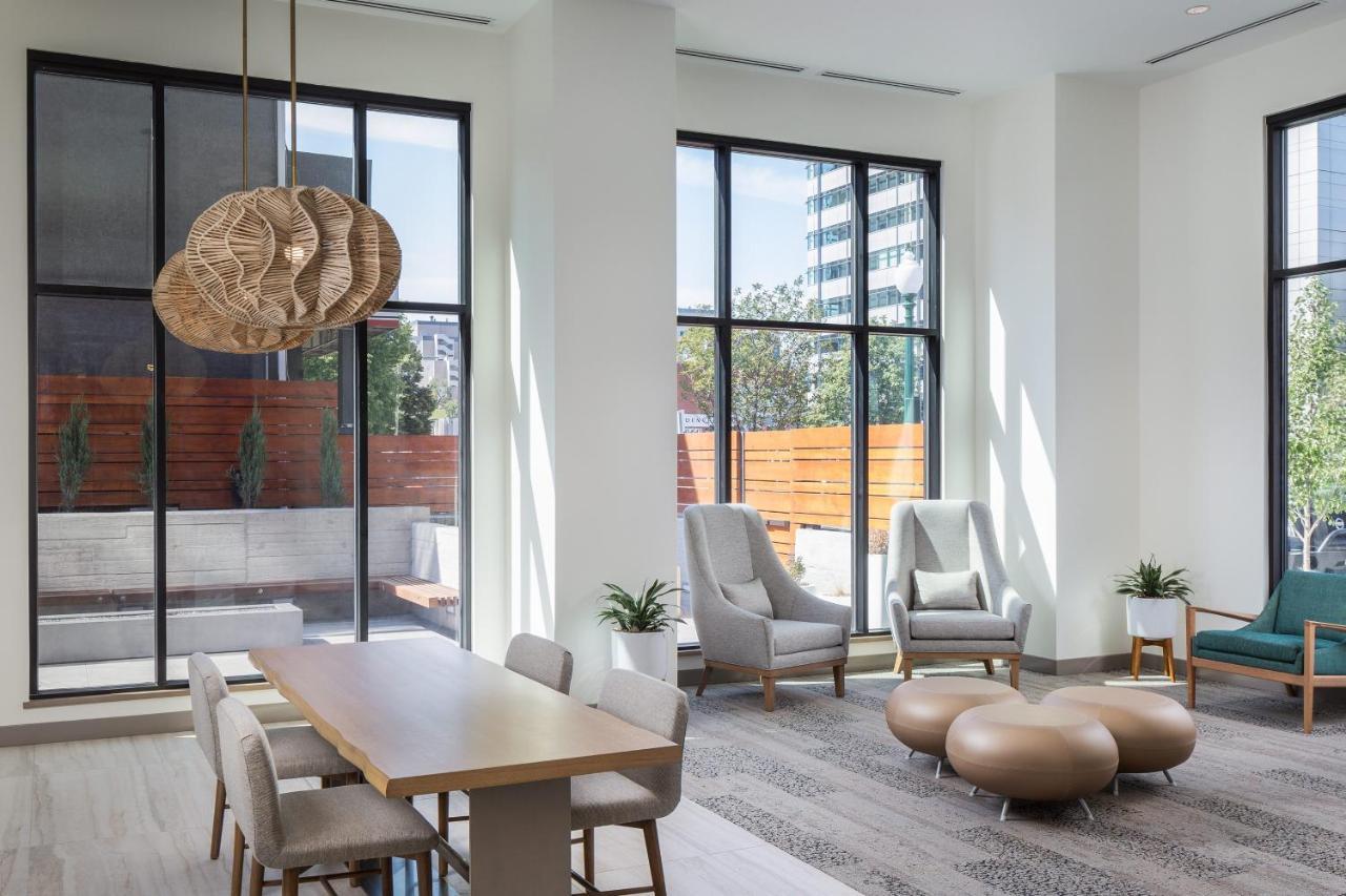 Element Downtown East 3* DEN